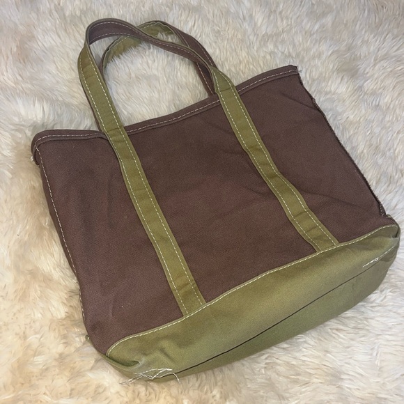 L.L. Bean Handbags - RARE LLBean Boat and Tote Brown/Green